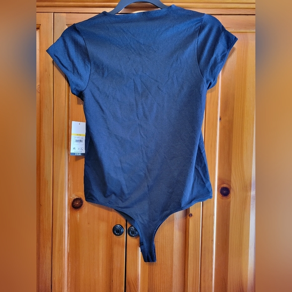 Sofia Jeans by Sofia Vergara Capsleeve Bodysuit Large - Picture 2 of 5